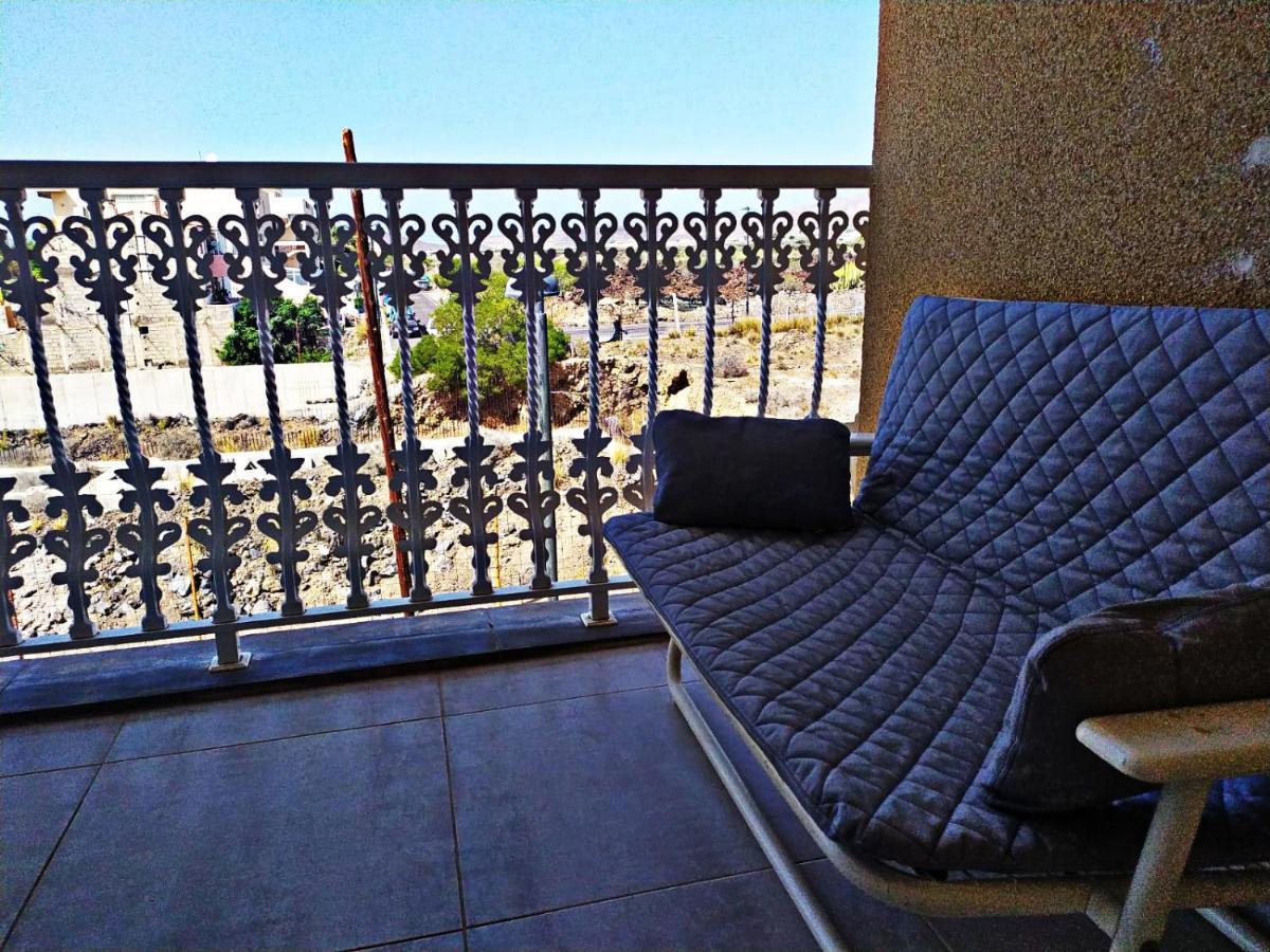 2 Bedroom Bright Apartment Tenerife Costa Del Silencio Exteriör bild